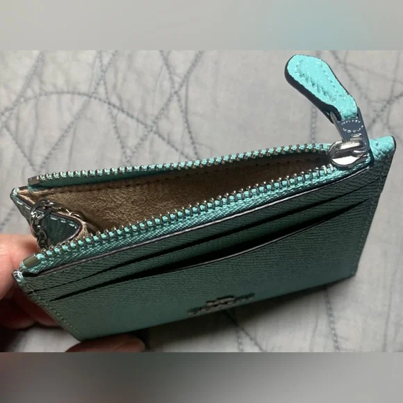 NWT Coach Mini Skinny ID case, Faded Blue - Picture 2 of 8